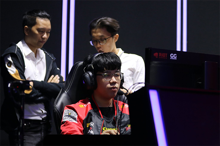 Kết quả VCS Mùa Hè 2020 hôm nay 13/8: SGB gần như hết cửa vào Playoffs