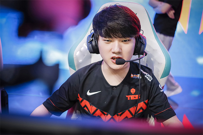 Kết quả LPL Mùa Hè 2020 hôm nay 26/7: TheShy và Rookie giúp IG đánh bại TES