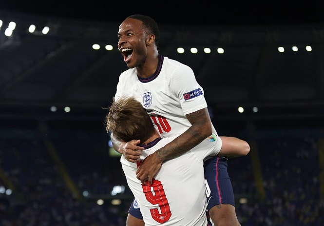 CĐV Man City phản ứng về sự kết nối Harry Kane - Sterling