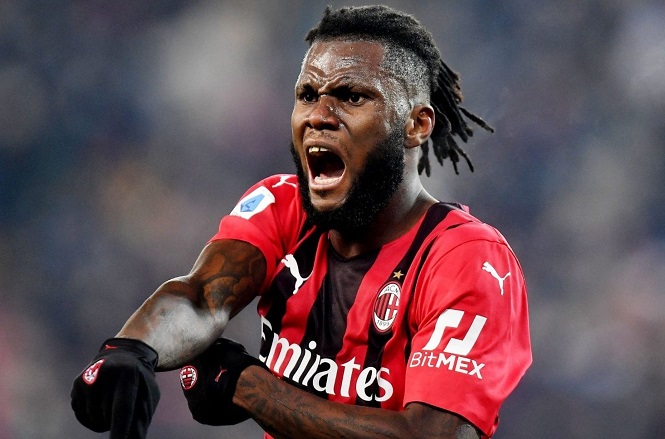 CĐV AC Milan dậy sóng khi Kessie chuyển đến Barca