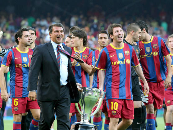 Chủ tịch Barca giữ chân Messi bằng công thức “trọn đời” Chủ tịch Barca giữ chân Messi bằng công thức “trọn đời”