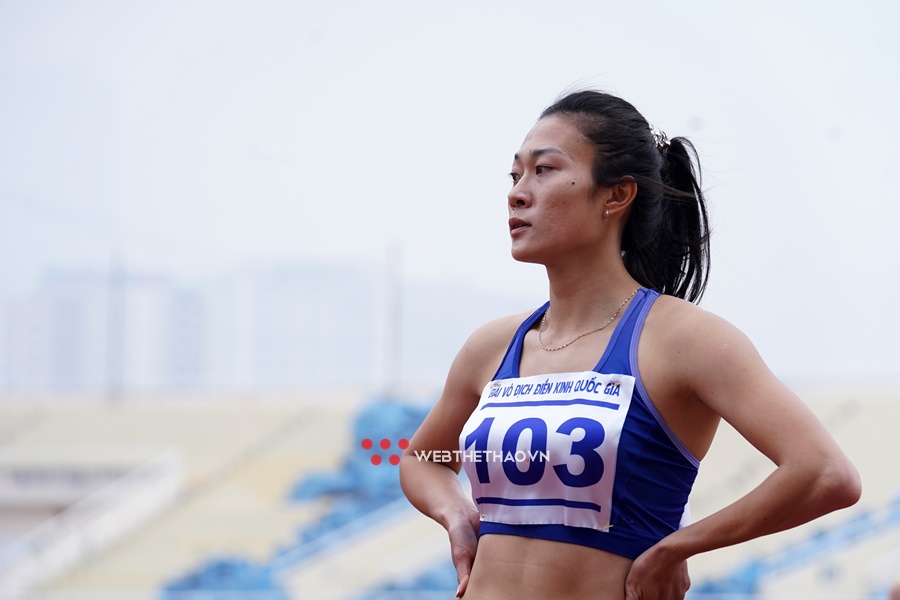 &ldquo;Nữ ho&agrave;ng tốc độ&rdquo; L&ecirc; T&uacute; Chinh dự SEA Games 32 bằng kinh ph&iacute; Nh&agrave; nước