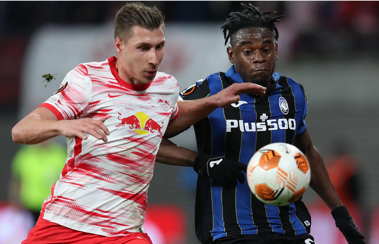 Sút 4 lần trúng khung gỗ ở Europa League không phải là kỷ lục