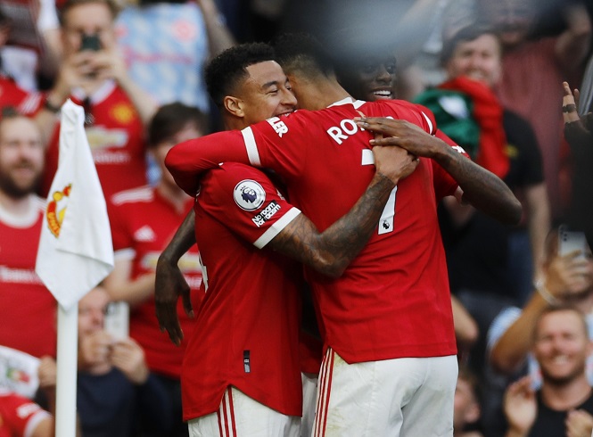 Ronaldo v&agrave; Lingard c&ugrave;ng ghi b&agrave;n cho MU, giấc mơ th&agrave;nh hiện thực