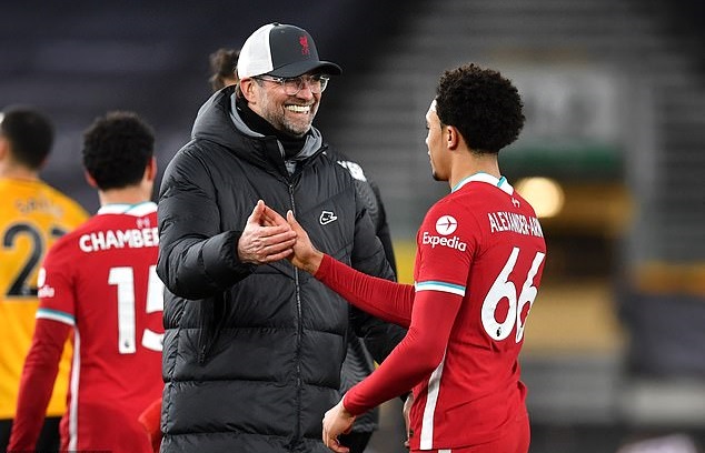 HLV Liverpool sốc khi Alexander-Arnold bị hắt hủi ở tuyển Anh