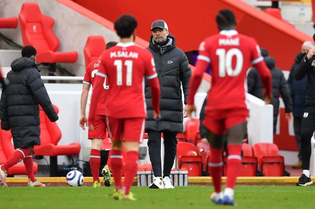Liverpool được dự đoán đứng thấp chưa từng thấy ở cuộc đua top 4