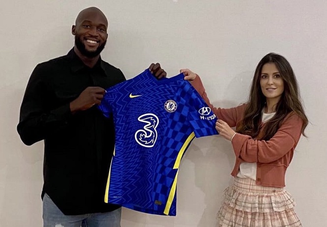 Lukaku ch&iacute;nh thức trở th&agrave;nh hợp đồng đắt thứ hai Ngoại hạng Anh