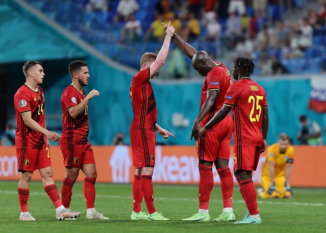 Lukaku sánh ngang Ronaldo dù bị tước bỏ bàn thắng
