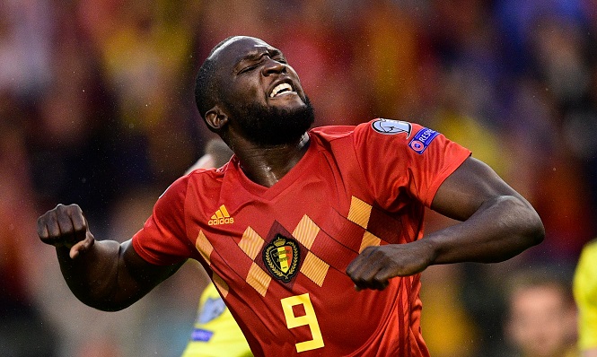 Lukaku &ldquo;mắn&rdquo; b&agrave;n thắng kinh ngạc với tuyển Bỉ thời Martinez