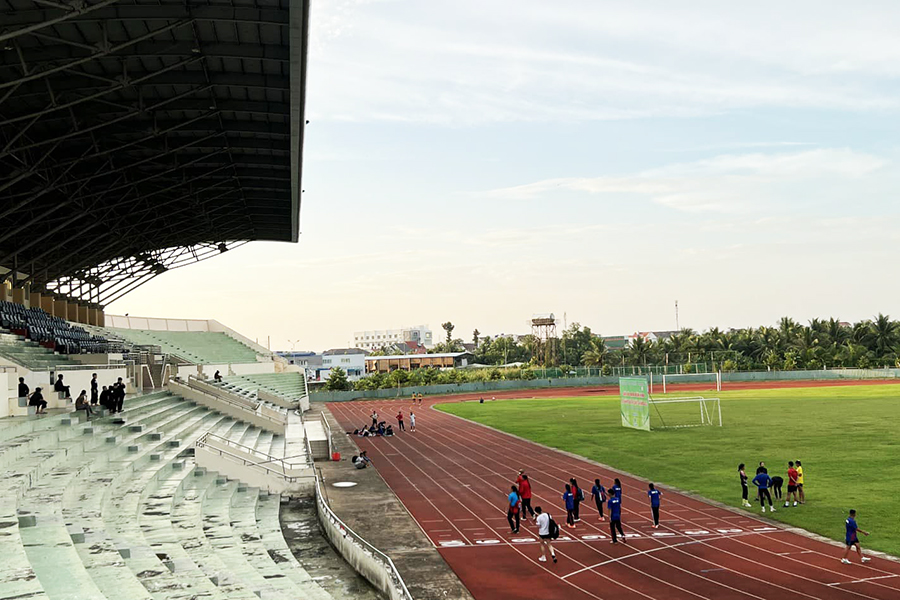 Gần 700 VĐV tranh t&agrave;i Giải v&ocirc; địch điền kinh c&aacute;c nh&oacute;m tuổi trẻ quốc gia 2023 tại Bến Tre