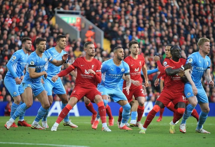 Kịch bản gay cấn để Man City và Liverpool đá play-off tranh vô địch