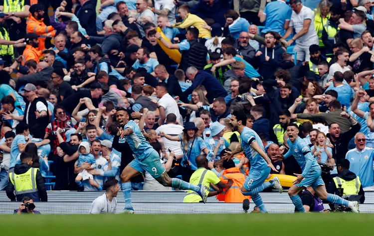 Man City giành chức vô địch sau màn lội ngược dòng kịch tính