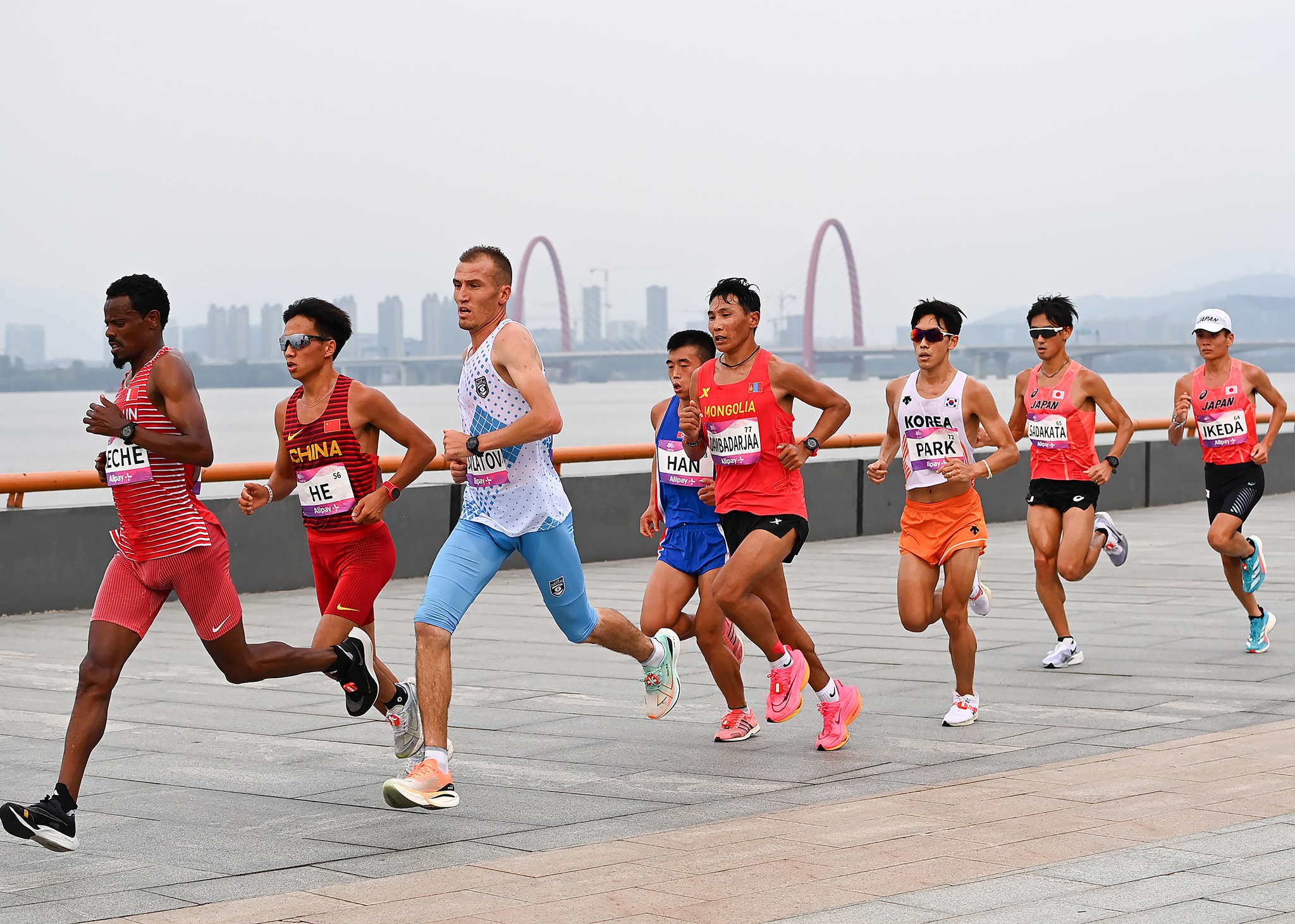 Bao nhi&ecirc;u quốc gia ch&acirc;u &Aacute; đăng k&yacute; suất đặc c&aacute;ch marathon tại Olympic Paris 2024