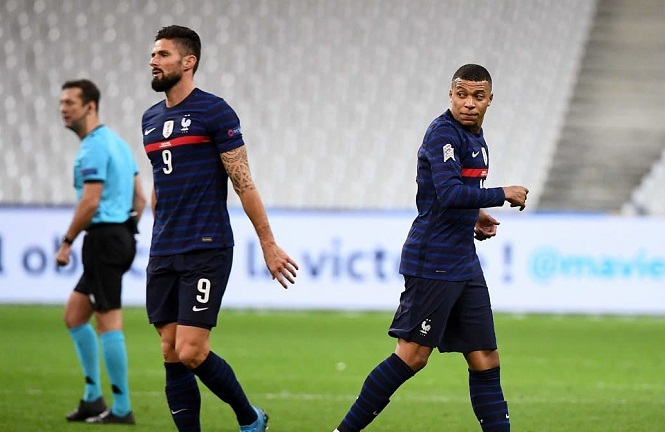 Mbappe và Giroud “đốt cháy” phòng thay đồ tuyển Pháp trước Euro 2021
