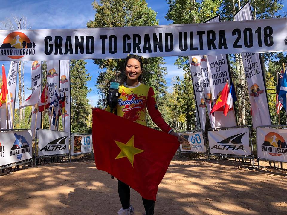 Cô gái nghiện sa mạc chinh phục 273km Grand Canyon - Ảnh 7. Cô gái nghiện sa mạc chinh phục 273km Grand Canyon - Ảnh 7.