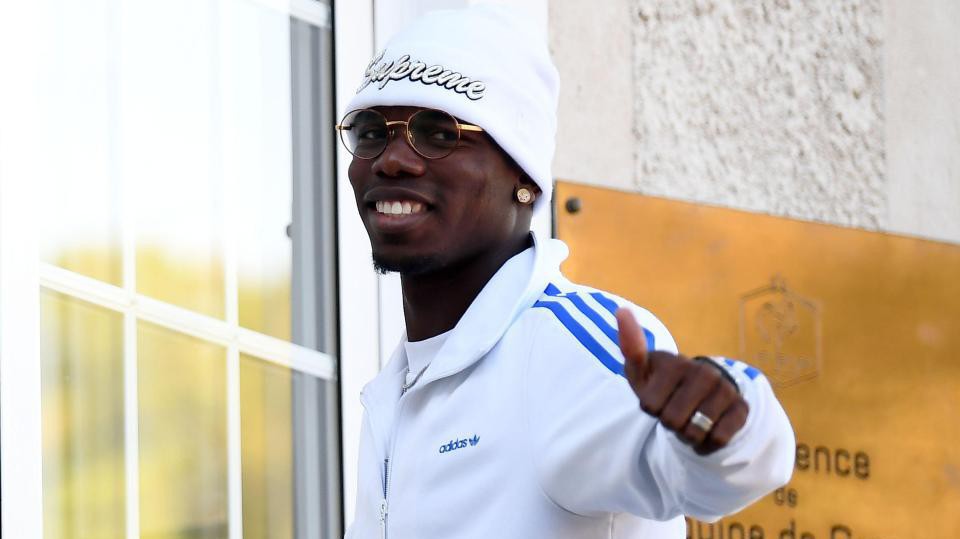 Paul Pogba vung tiền tặng nhẫn cho tất cả thành viên tuyển Pháp