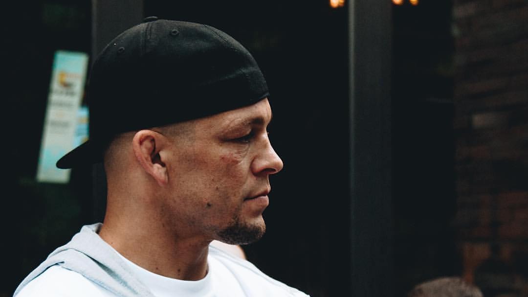 Nate Diaz rút khỏi UFC 230, không có đối thủ nào thay thế sau khi Dustin Poirier chấn thương