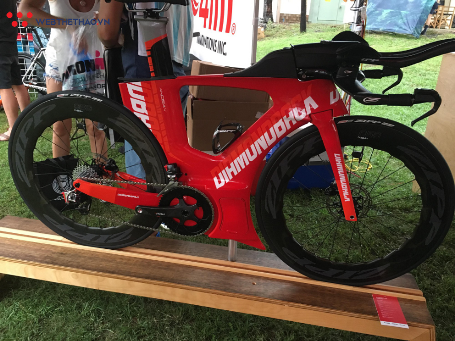 Chiêm ngưỡng các mẫu siêu xe đạp đắt nhất thế giới ở giải VĐTG Ironman Kona 2018 - Ảnh 15. Chiêm ngưỡng các mẫu siêu xe đạp đắt nhất thế giới ở giải VĐTG Ironman Kona 2018 - Ảnh 15.
