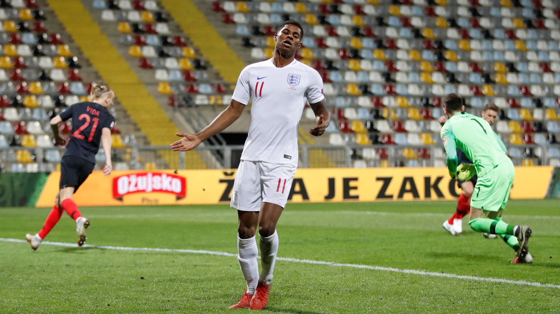 2 cơ hội vàng của Rashford và 5 điểm nhấn đáng chú ý từ trận Croatia - Anh