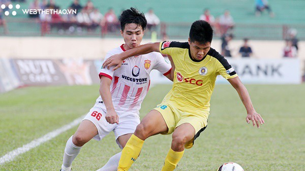 Tân binh ĐT Việt Nam trực tiếp giúp Nam Định vượt qua Hà Nội B, ở lại V.League 2019
