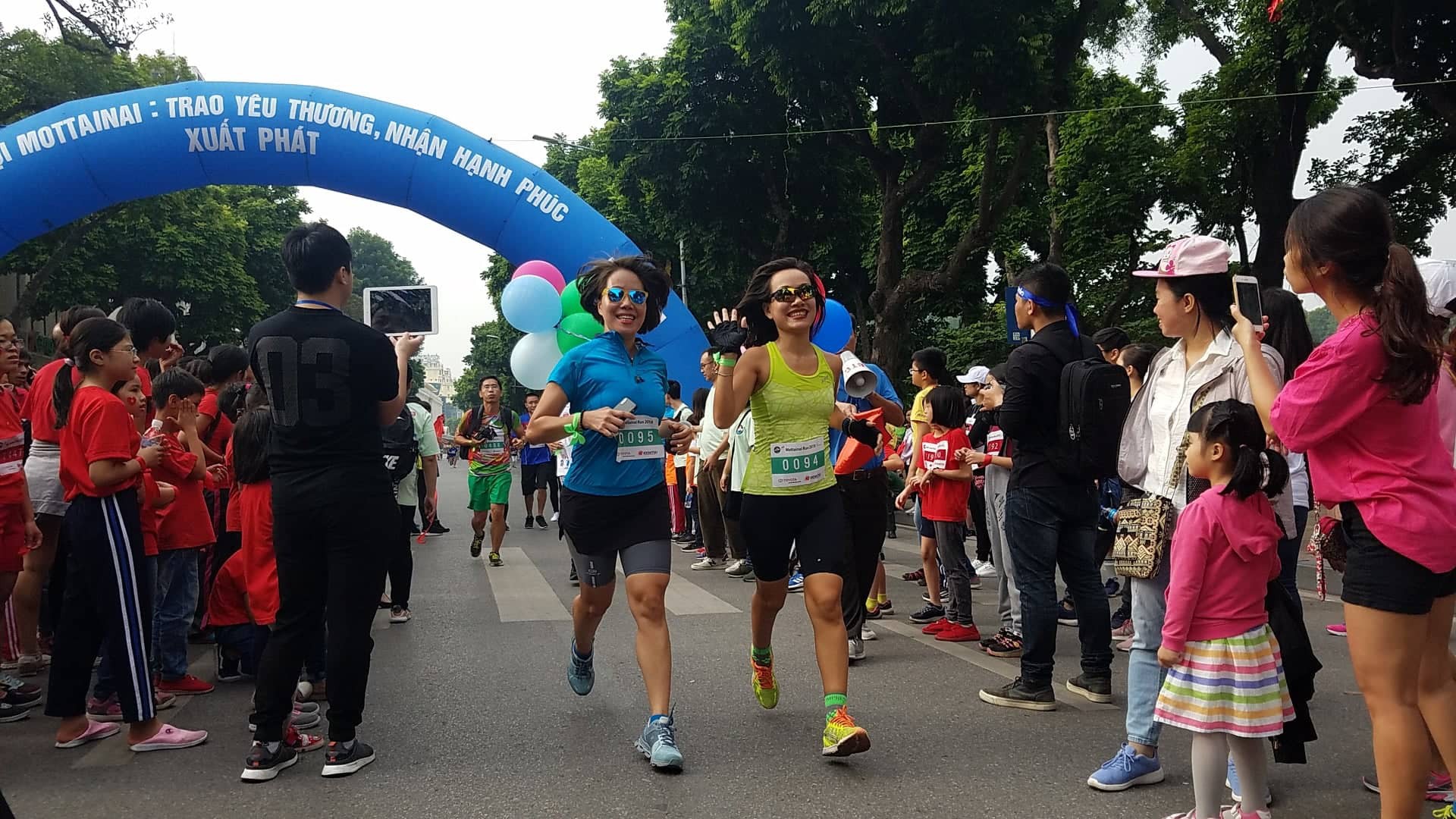 Khách du lịch Anh tình cờ đăng ký Mottainai Run 2018 và bất ngờ vô địch