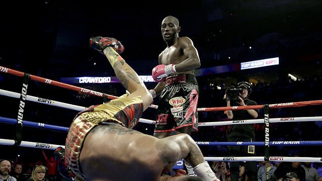 Terence Crawford: "Thật hạnh phúc khi đóng được cái miệng Benavidez lại."
