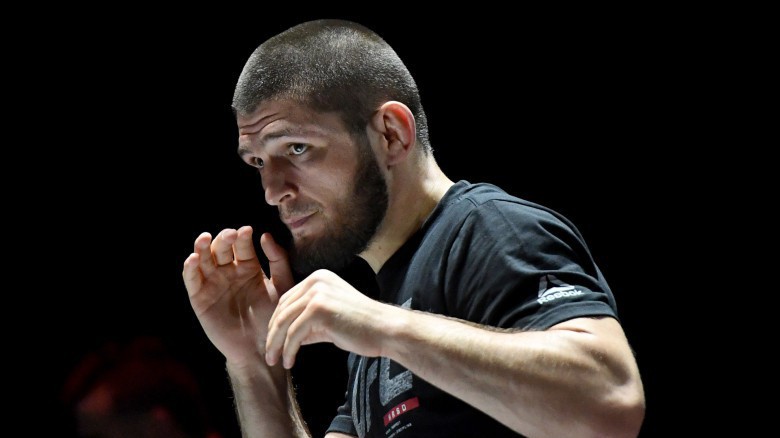 Khabib đã phải chịu những cơn co giật do cắt cân chỉ hai ngày trước đêm đấu với Conor McGregor