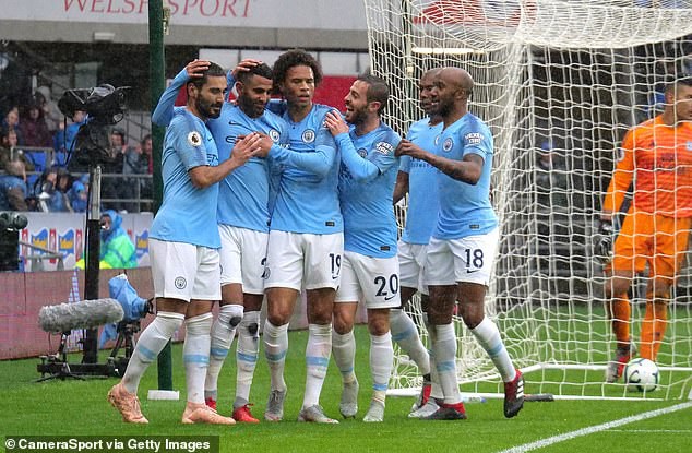 Man Utd sẽ thổi lửa khiến cuộc đua Top 4 Ngoại hạng Anh nóng bỏng hơn bao giờ hết? - Ảnh 1.