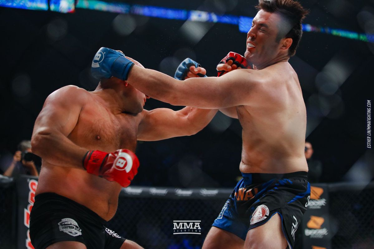 Chael Sonnen từng tẩn nhau với George St Pierre tại LA? - Ảnh 1. Chael Sonnen từng tẩn nhau với George St Pierre tại LA? - Ảnh 1.