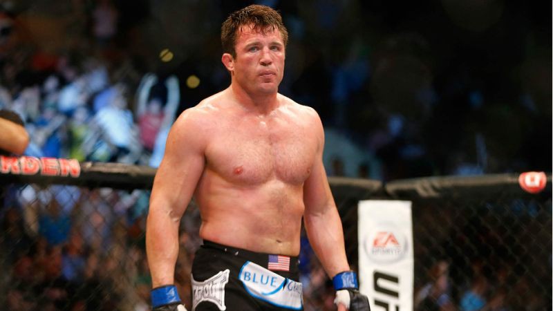 Chael Sonnen từng tẩn nhau với George St Pierre tại LA? - Ảnh 7. Chael Sonnen từng tẩn nhau với George St Pierre tại LA? - Ảnh 7.
