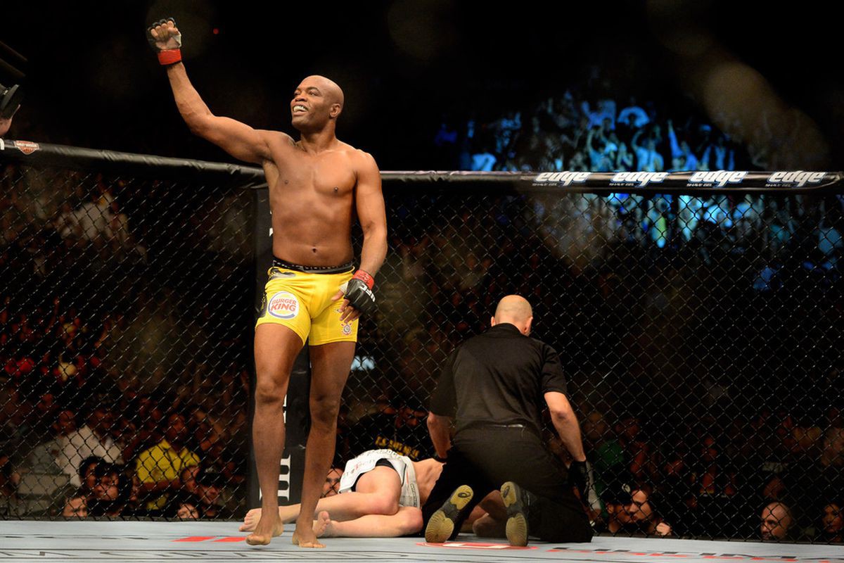 Chael Sonnen từng tẩn nhau với George St Pierre tại LA? - Ảnh 5. Chael Sonnen từng tẩn nhau với George St Pierre tại LA? - Ảnh 5.