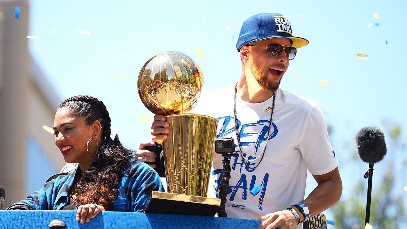 Golden State Warriors muốn lên ngôi vô địch "mùa giải cuối cùng" để tri ân khán giả