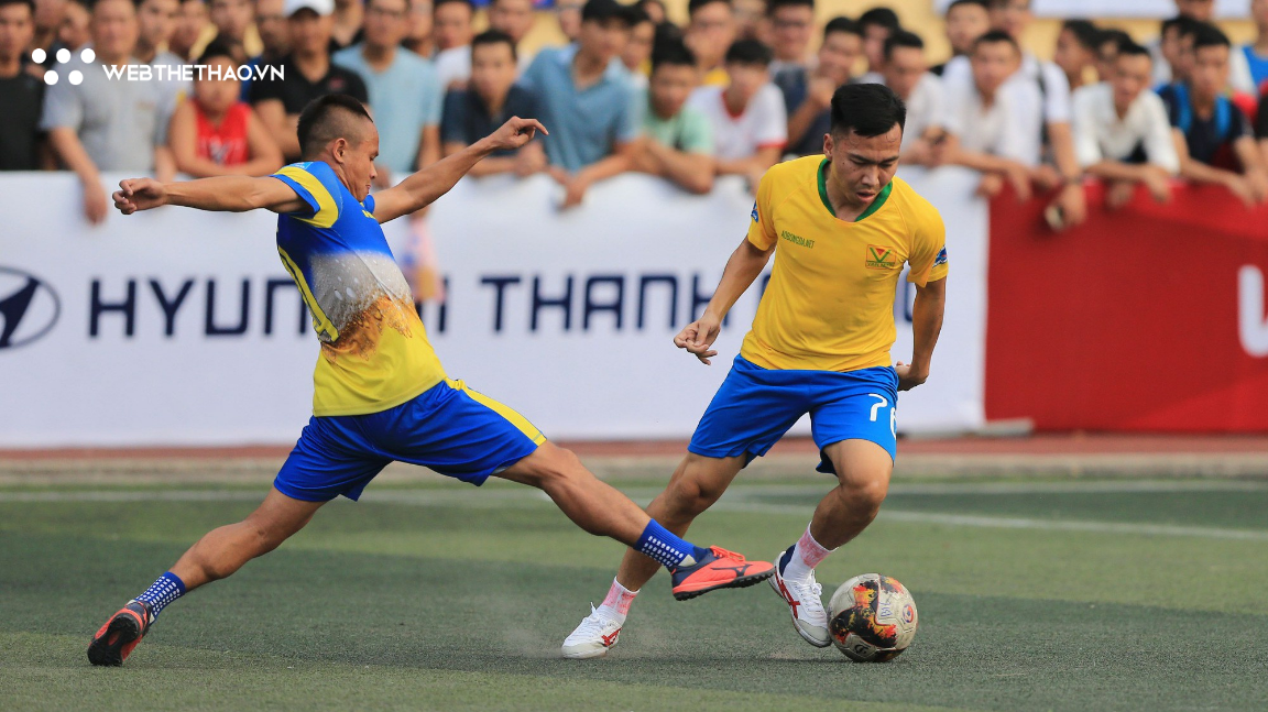 FC Văn Minh: Sự kết hợp giữa dân chuyên và "sao" phủi
trong ngày khai màn HPL-S6