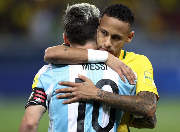 Neymar chia sẻ bất ngờ về Messi trước trận derby Nam Mỹ - Ảnh 3. Neymar chia sẻ bất ngờ về Messi trước trận derby Nam Mỹ - Ảnh 3.