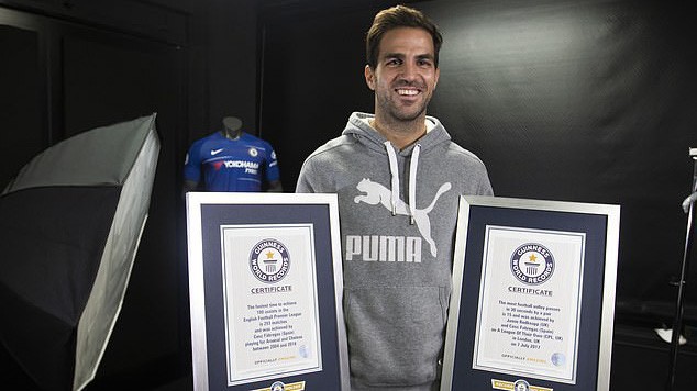 Cesc Fabregas được vinh danh vào kỷ lục Guinness nhờ kỳ tích ở giải Ngoại hạng Anh