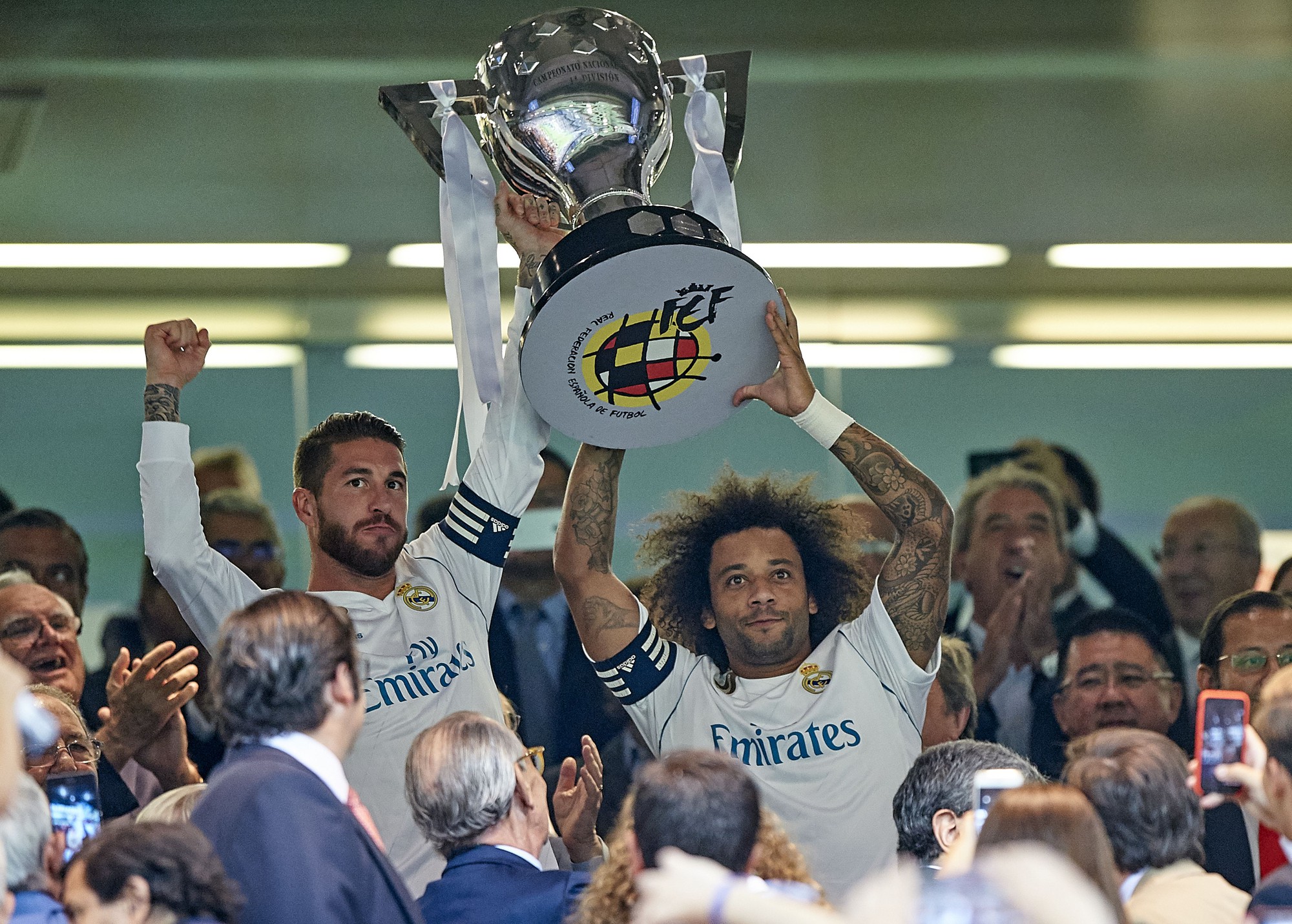 Bất ngờ với xuất xứ của cầu thủ La Liga - Ảnh 2.