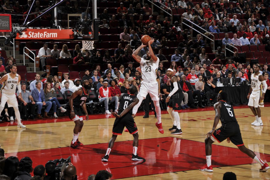 Anthony Davis củ hành cả Houston Rockets trong ngày ra quân như muốn dằn mặt các đội chơi small-ball - Ảnh 2.