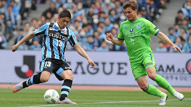 Nhận định tỷ lệ cược kèo bóng đá tài xỉu trận Shonan Bellmare vs Consadole Sapporo
