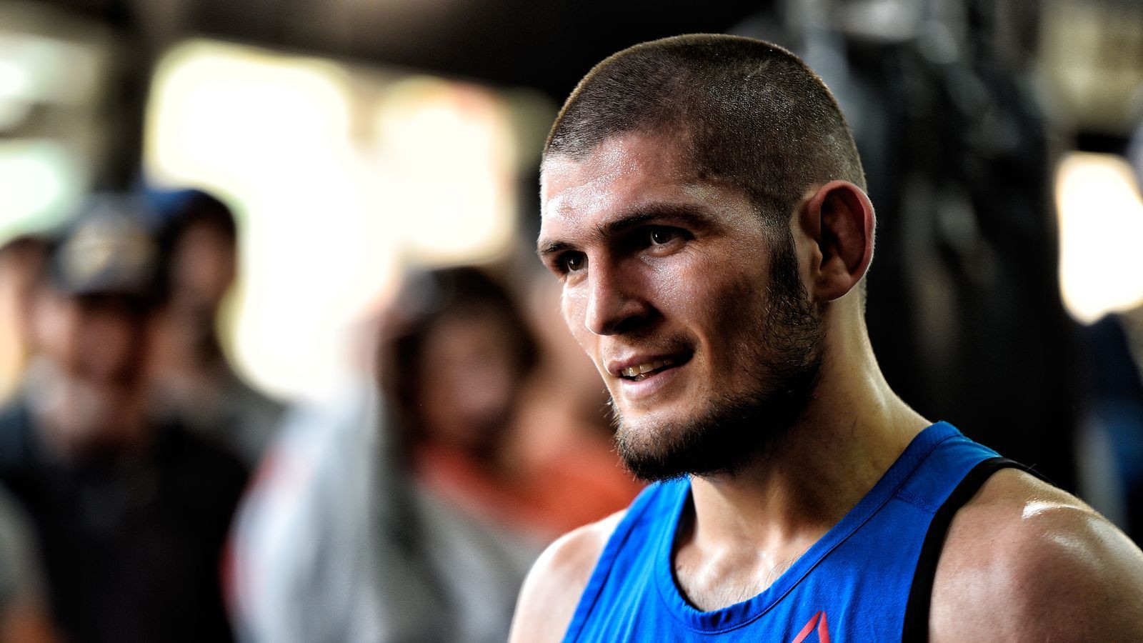 Cha Khabib thể hiện "trình độ" rao giá khủng