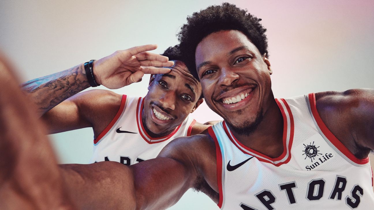 Nghẹn ngào khi Kyle Lowry vẫn thực hiện động tác thường làm cùng DeMar DeRozan, nhưng lần này là với bức tường