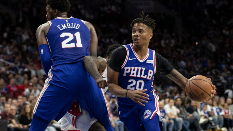 Chỉ với 1 quả 3 điểm của Markelle Fultz mà fan của 76ers đã vui như vừa vô địch NBA vậy