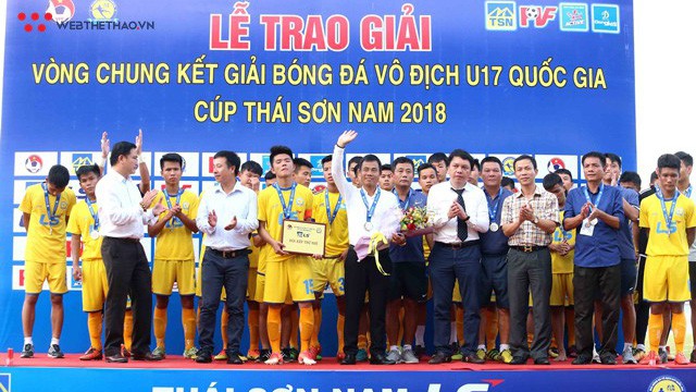 SLNA và nghịch lý danh hiệu đội bóng đào tạo trẻ tốt nhất 2018