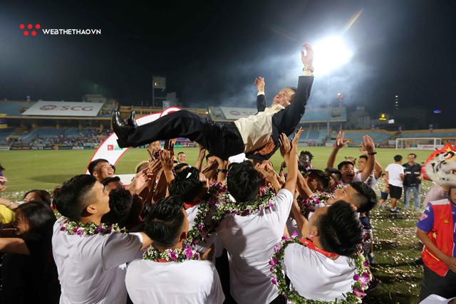 Bầu Hiển nói về tầm châu lục, kỷ lục của Hà Nội FC và trận derby lịch sử với Thể Công  - Ảnh 1.