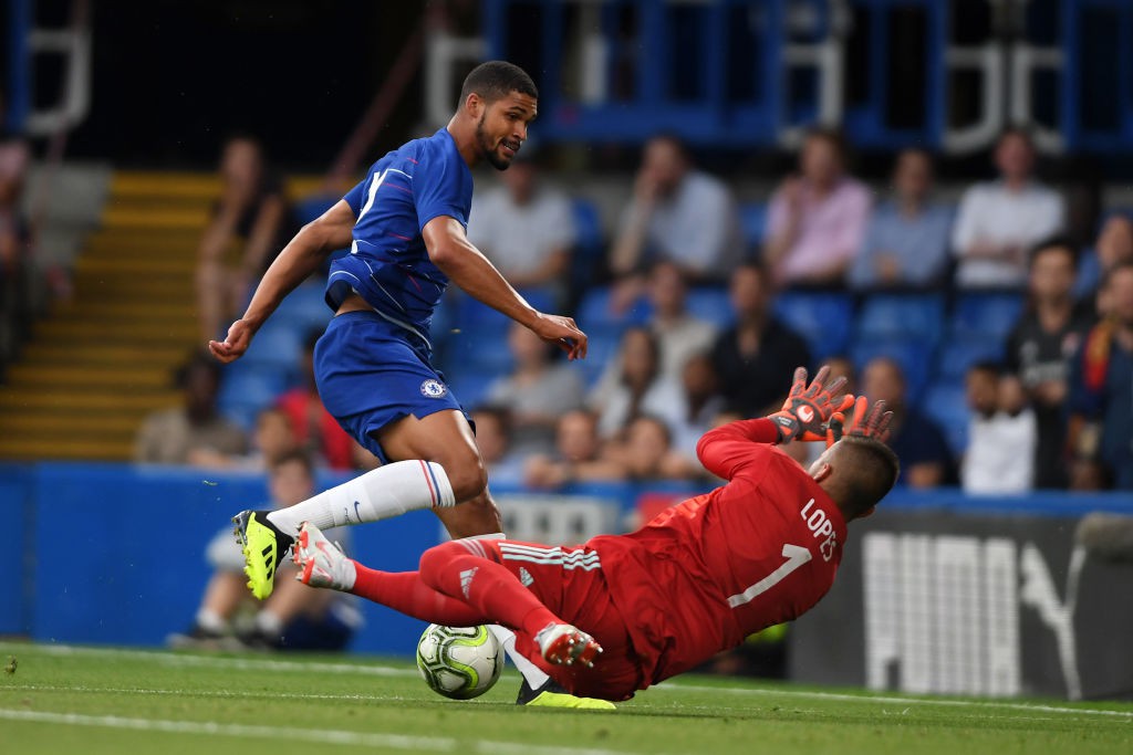 Pogba, Ramsey, Cahill, Clyne dẫn đầu Top cầu thủ có thể ra đi ở kỳ chuyển nhượng mùa đông - Ảnh 6. Pogba, Ramsey, Cahill, Clyne dẫn đầu Top cầu thủ có thể ra đi ở kỳ chuyển nhượng mùa đông - Ảnh 6.