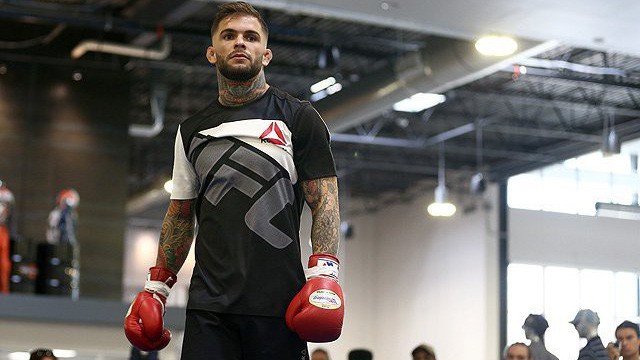 Cody Garbrandt "cạ kèo" giới Quyền Anh, chỉ đích danh thách đấu Pacquiao