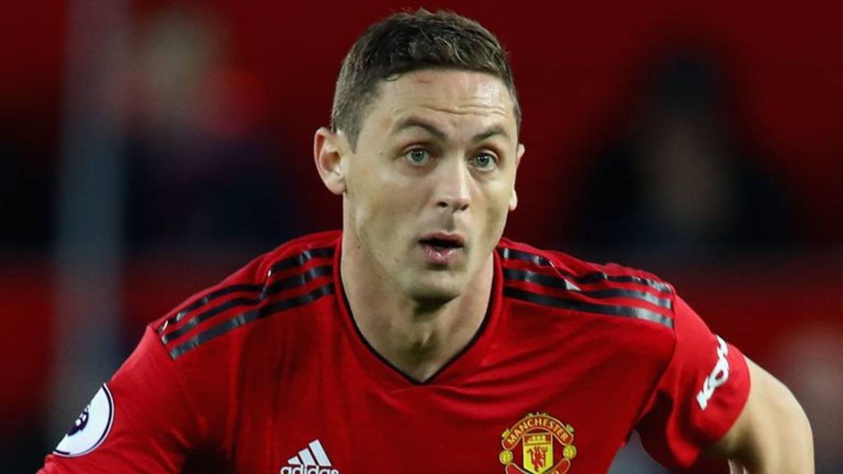 Vì sao Matic là chìa khóa giúp HLV Mourinho tậu trung vệ khủng vào mùa Đông? - Ảnh 4.