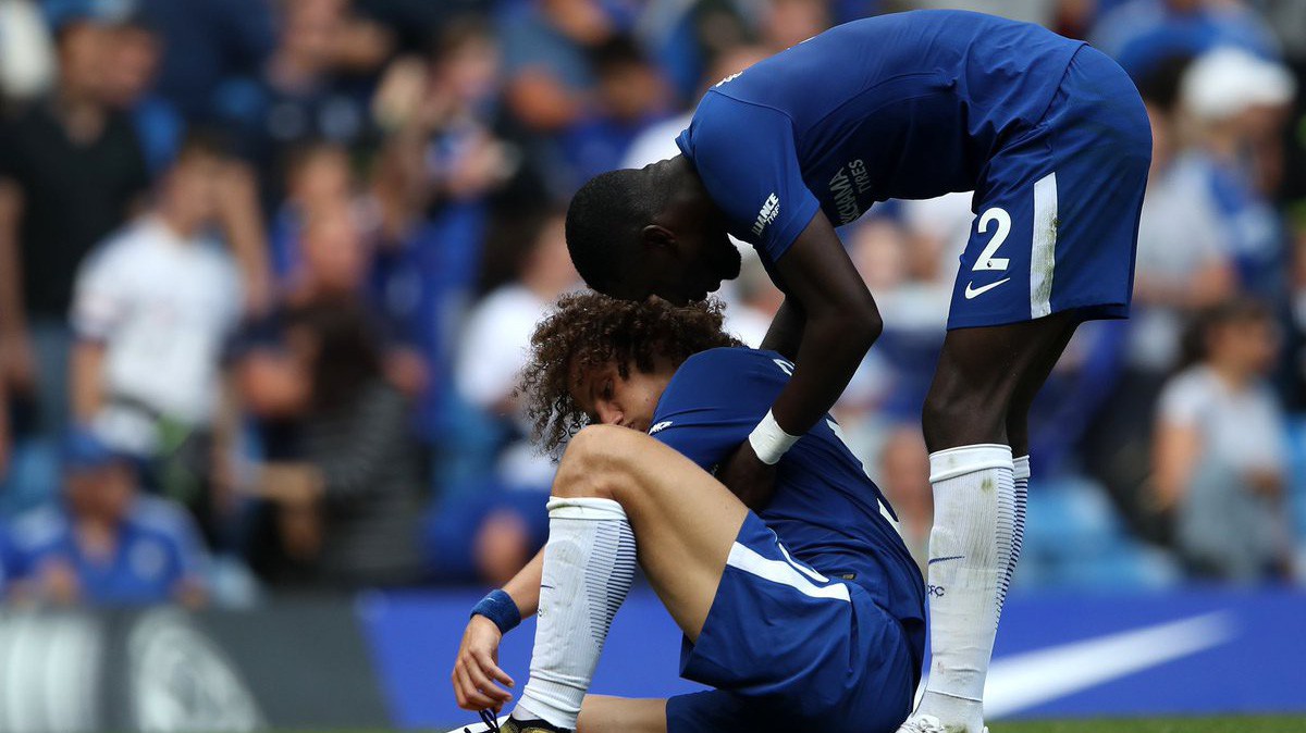 Những con số thống kê cho thấy Chelsea của Sarri vẫn còn cách xa Man City và Liverpool