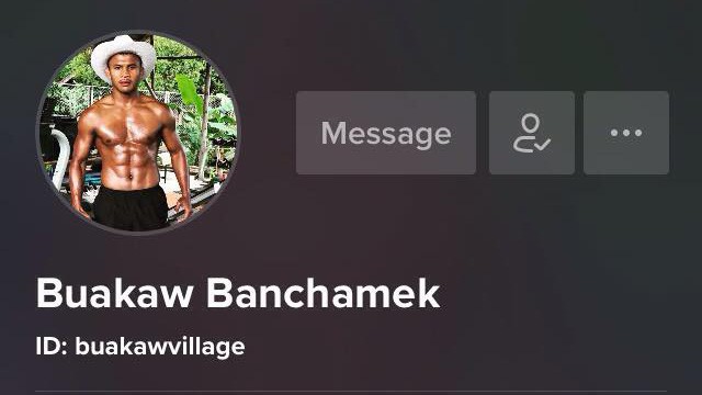 Thánh Muay Buakaw Banchamek cũng... sống ảo trên Tiktok