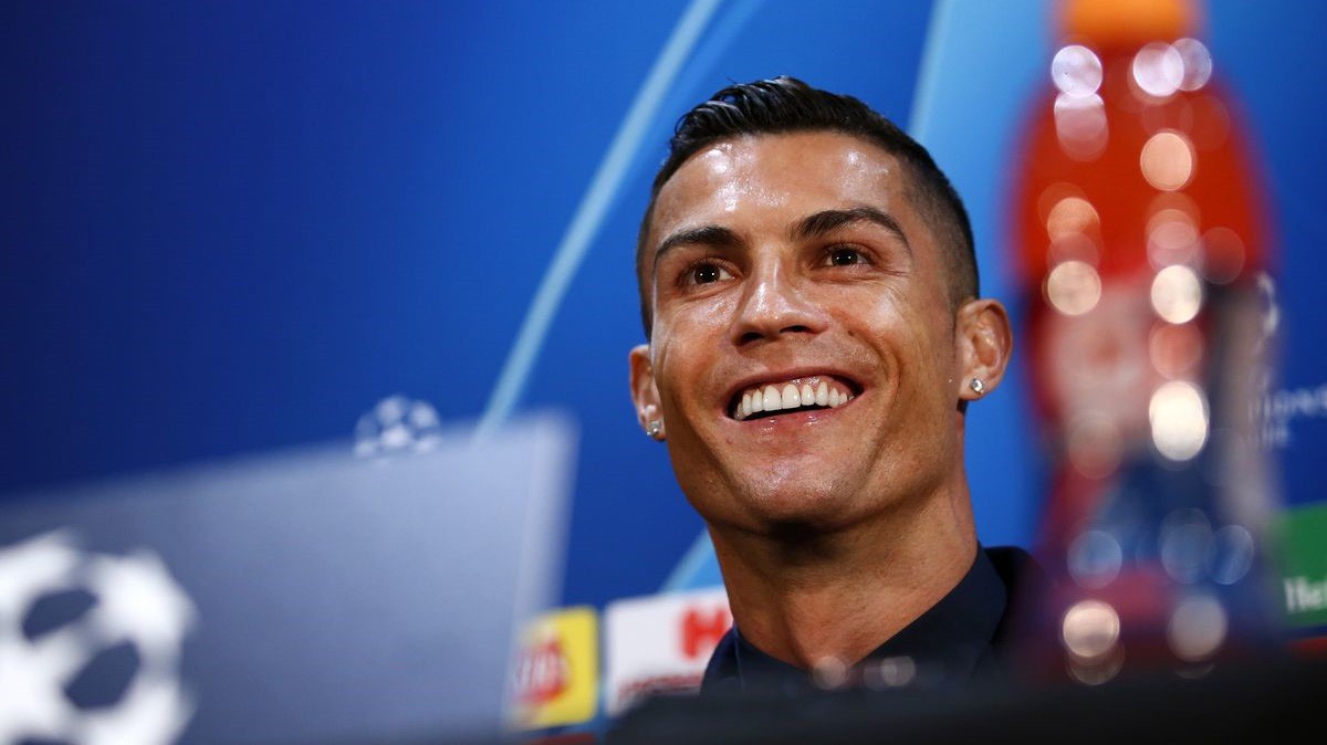 Cristiano Ronaldo: “Tôi không cảm thấy mình cần nói điều gì liên quan tới Real Madrid”