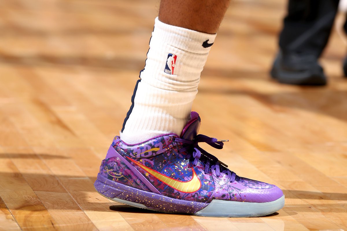 Top những đôi giày bóng rổ đẹp và độc nhất trong tuần mở màn NBA 2018-19 - Ảnh 11. Top những đôi giày bóng rổ đẹp và độc nhất trong tuần mở màn NBA 2018-19 - Ảnh 11.